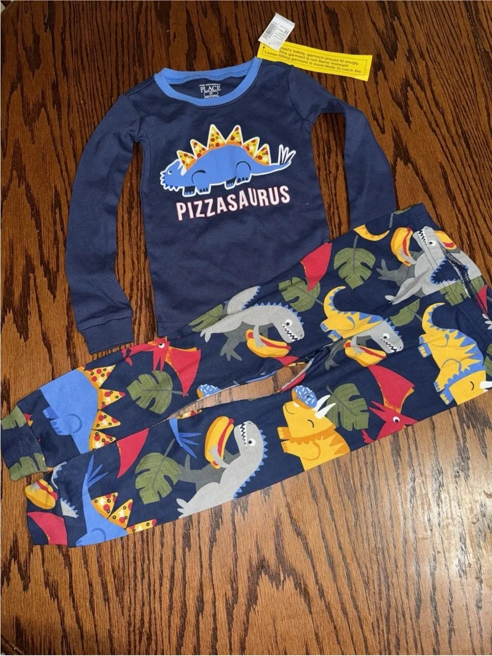 NWT Boys 3T Children’s Place Pizza Dinosaur Snug Fit Long Sleeve Pajamas 2 Piece